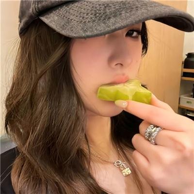 黄大妮